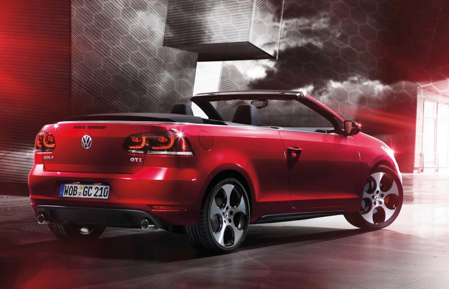  Volkswagen Golf GTi Cabrio 2012 года  (фото 4 из 61)